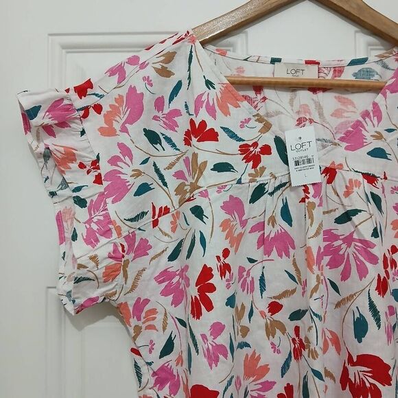 Ann Taylor womens large linen viscose red pink floral shirt flutter sleeve top - Picture 3 of 8